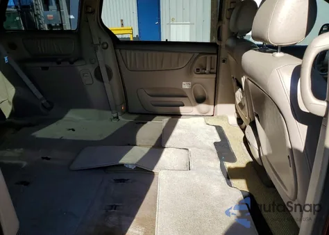 2007 Toyota Sienna Xle из США, поврежденный, VIN 5TDZK22C07S090925